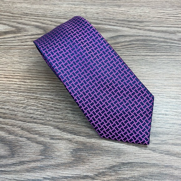 Michael Kors NEW Purple & Navy Check Silk Tie